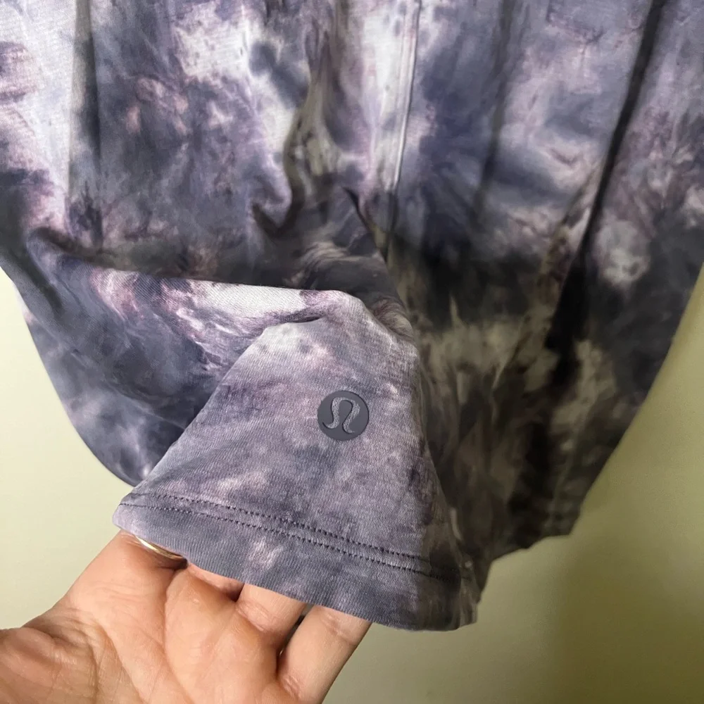 lululemon‎ crescent tee Purple Tie-Dye